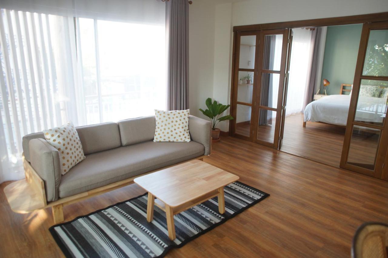 Breadfruit Hostel Csiangmaj Kültér fotó