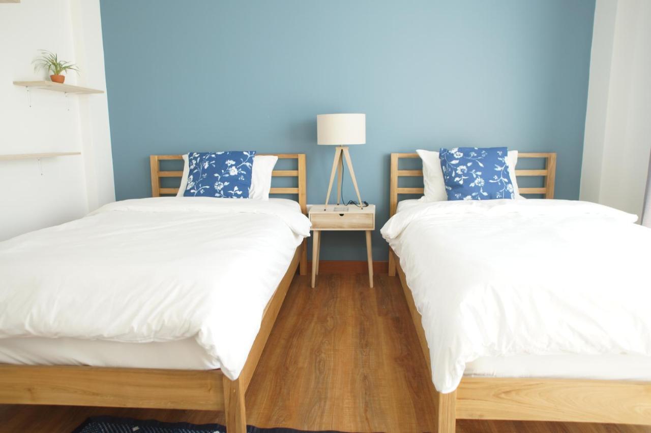 Breadfruit Hostel Csiangmaj Kültér fotó